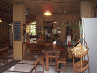 �f�E������