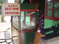 �p�E�A�A��