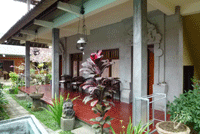 ���W���[�X