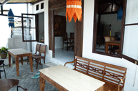 ���g���E�C���f�B�A