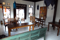 ���g���E�C���f�B�A