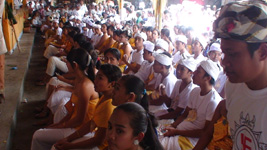 �|�g���E�M�M