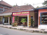 �~�[�E�A�����E�W���J���^