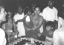 �X�}���E���e�B