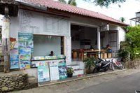 �������E���[�J��