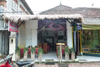 �������E�E�u�h