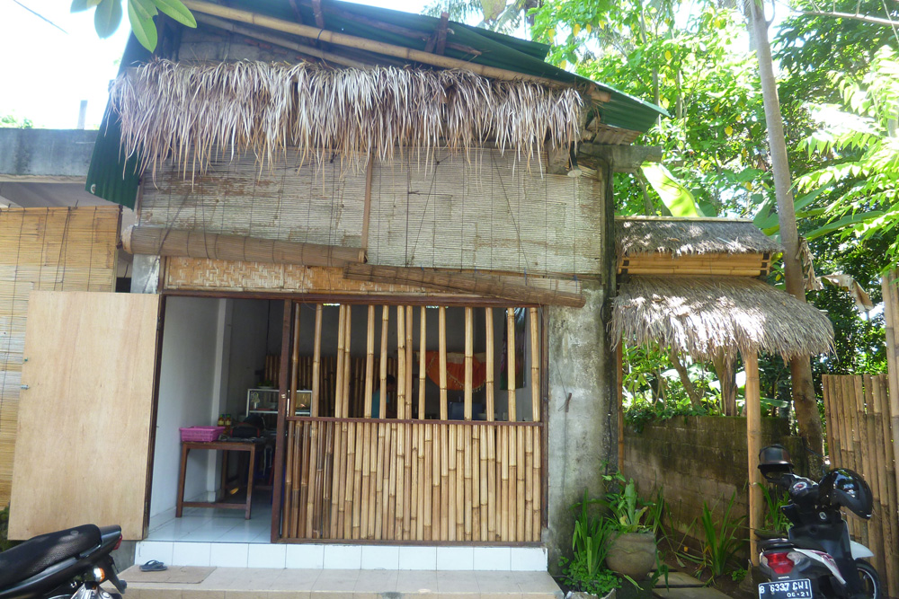 �i���f�B�j