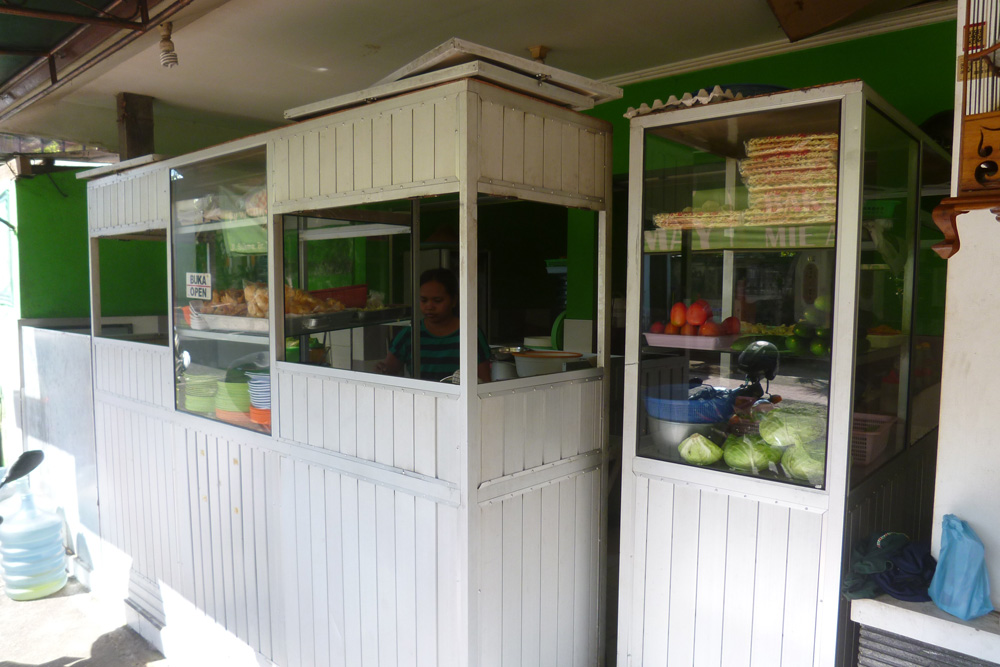 �T���E���T