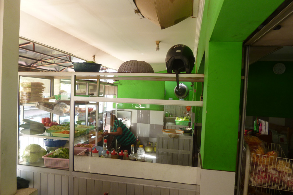 �T���E���T