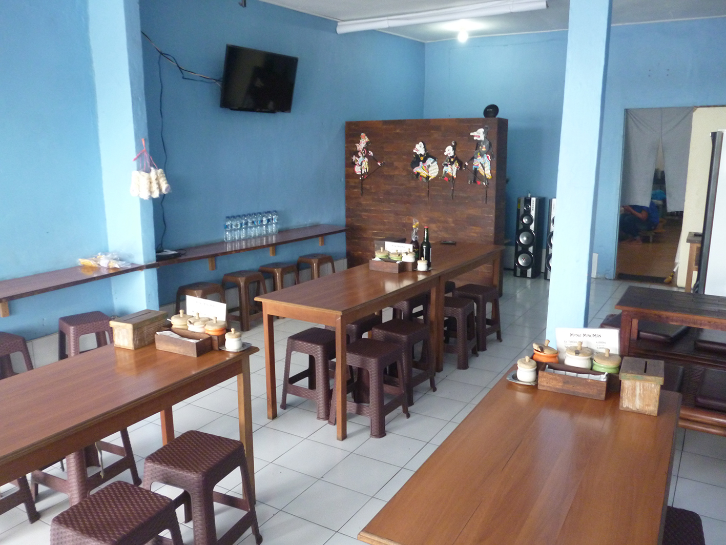 �g���f�B�V